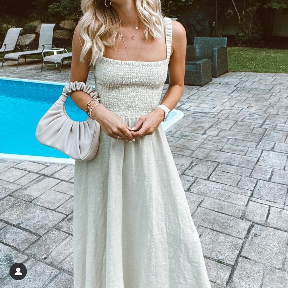 Light green Zara Summe dress